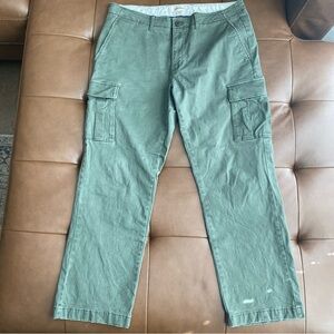 Goodthreads men’s army green cargo pants 34W x 28L